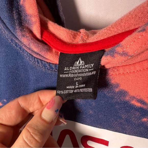 π NASA Tie-Dye Fleece Hoodie β Youth L (12β14) β Coral/Navy β Unisex Boys/Girls - Picture 7 of 10